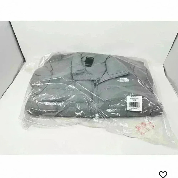 BRAND NEW WITH TAGS The North Face Women's Aconcagua 3 Hoodie Jacket GREY COLOR - Picture 2 of 9